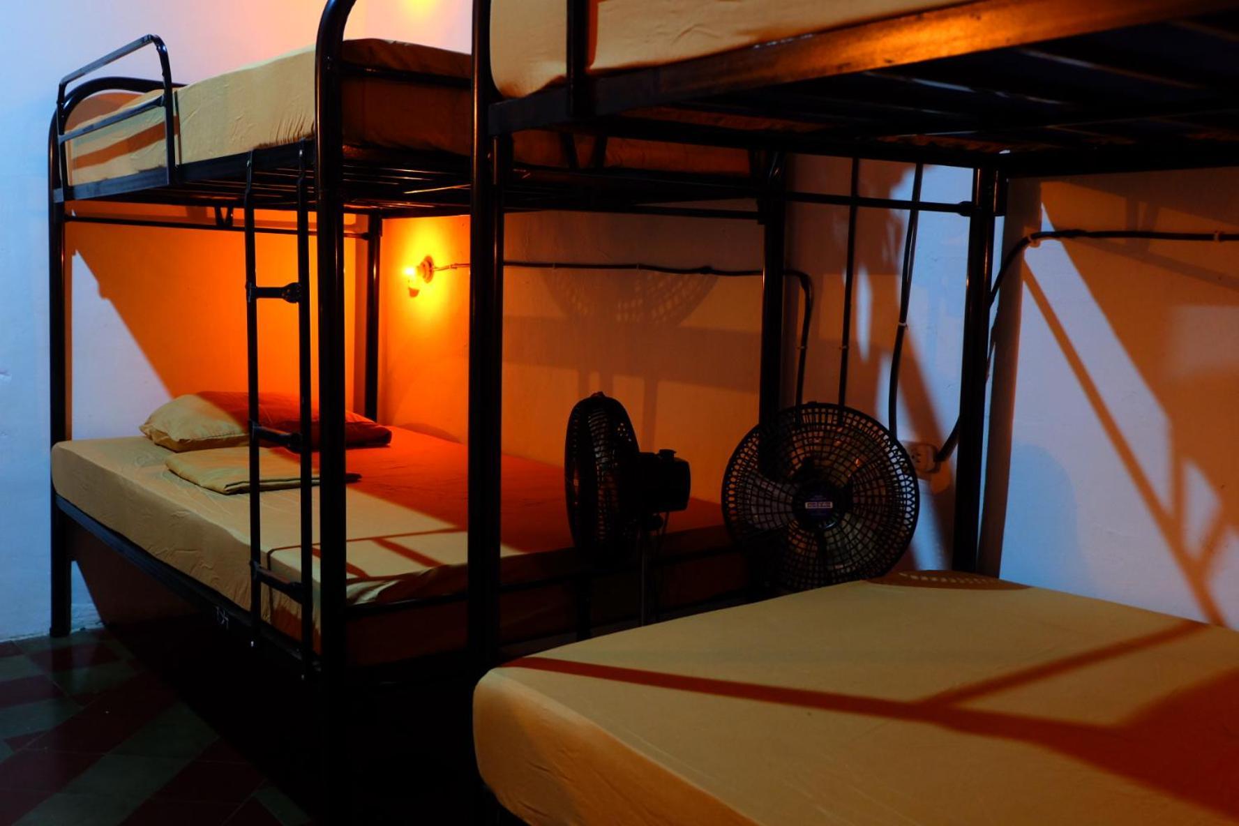 Deakachimba Hostel Granada Eksteriør bilde