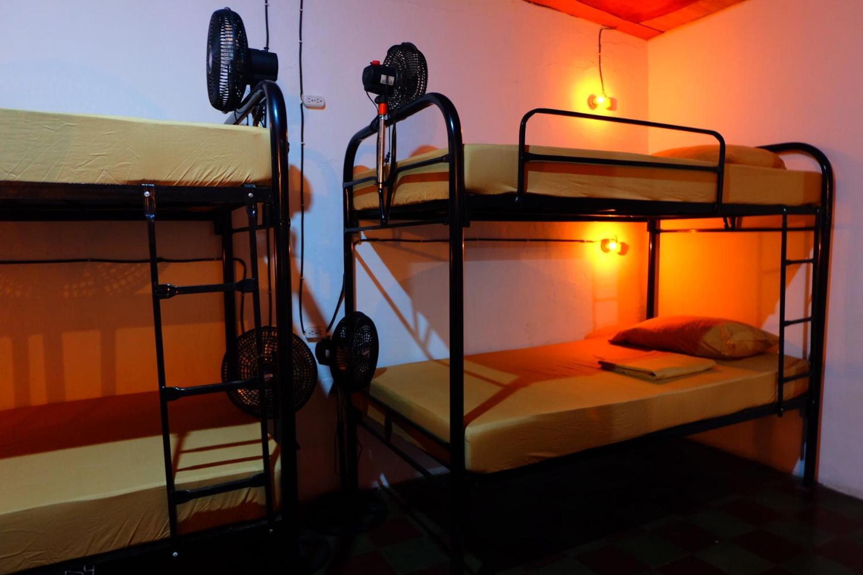 Deakachimba Hostel Granada Eksteriør bilde