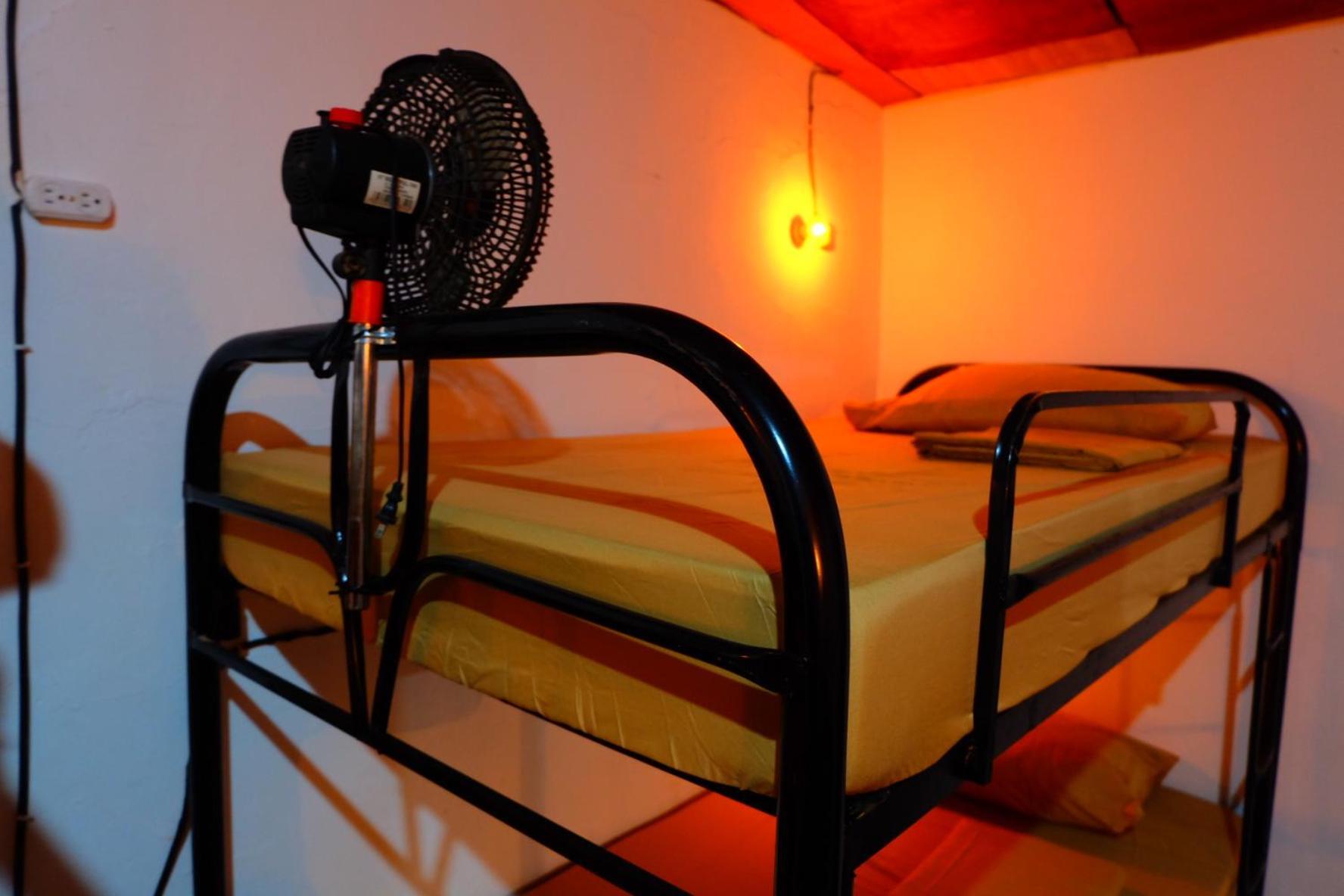 Deakachimba Hostel Granada Eksteriør bilde